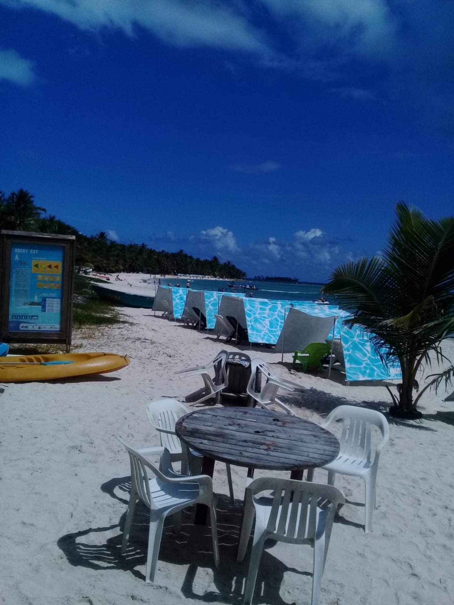 Victoria'S Gennie Bay Village Hostal San Andrés Extérieur photo
