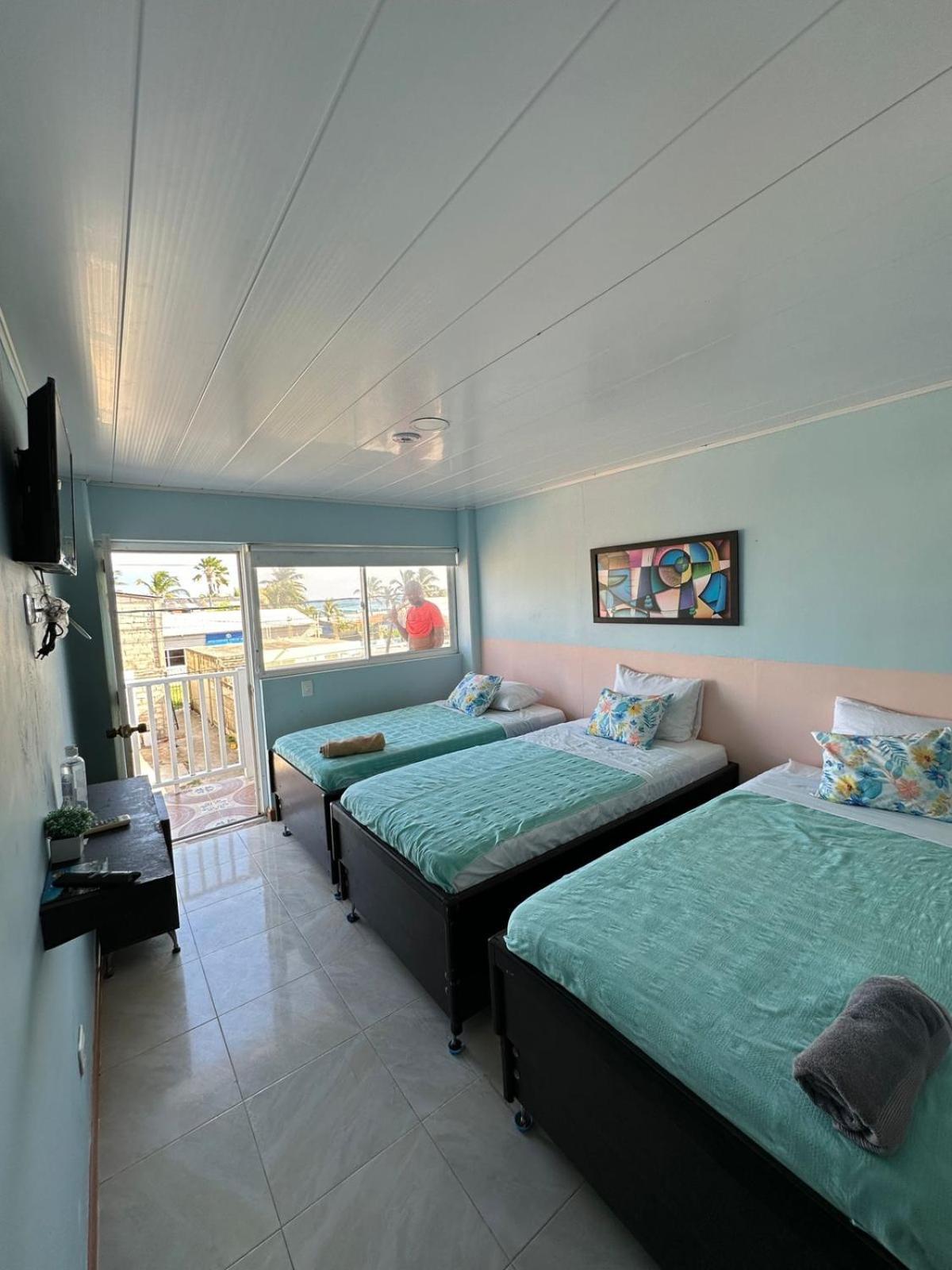 Victoria'S Gennie Bay Village Hostal San Andrés Extérieur photo