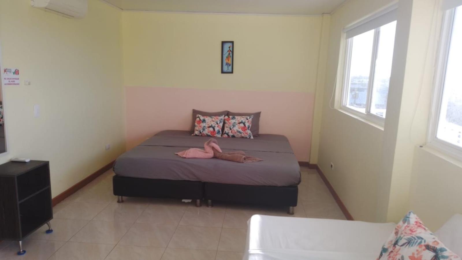 Victoria'S Gennie Bay Village Hostal San Andrés Extérieur photo