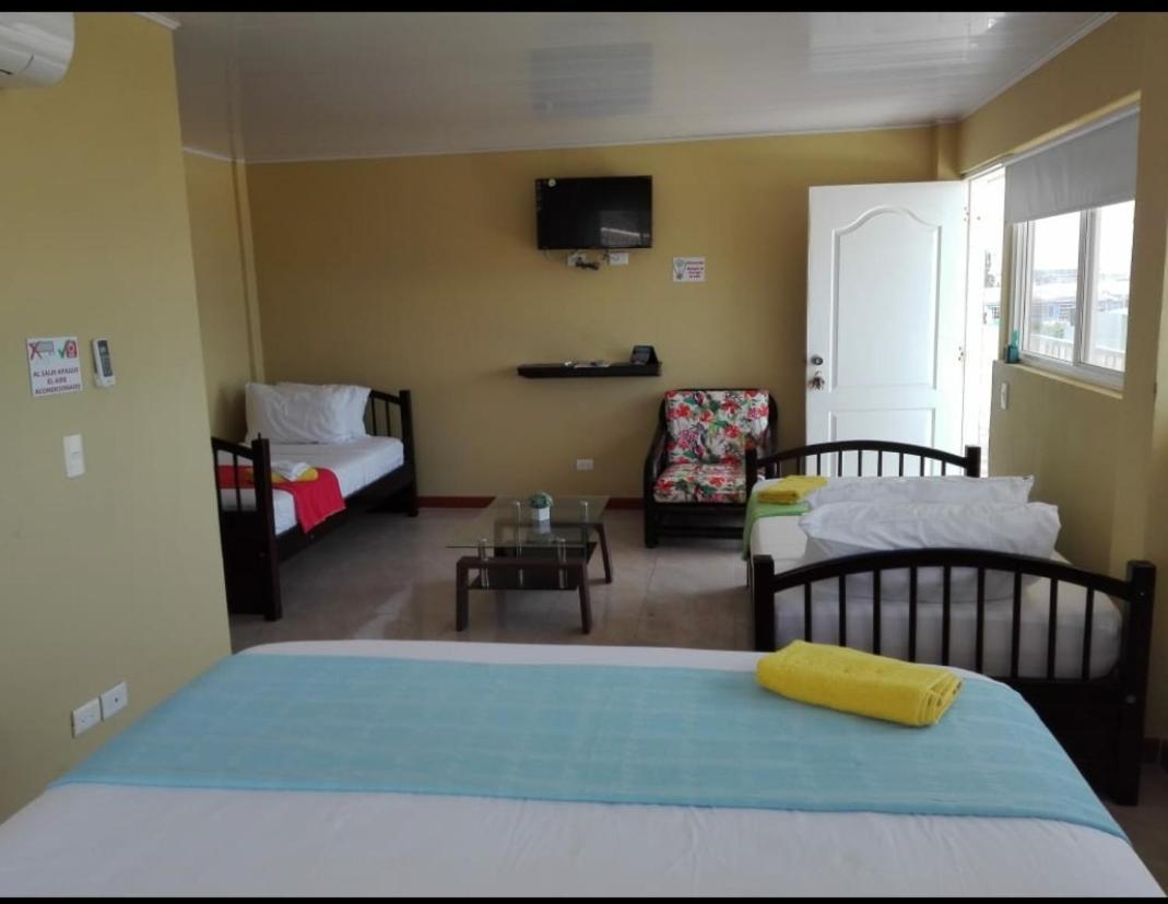 Victoria'S Gennie Bay Village Hostal San Andrés Extérieur photo