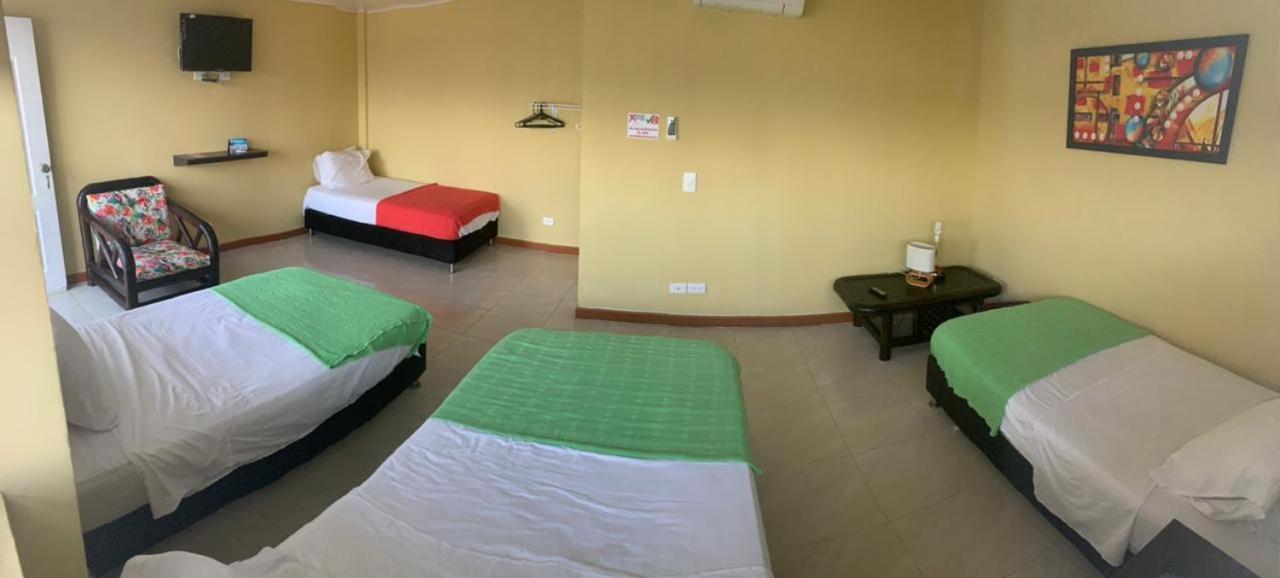 Victoria'S Gennie Bay Village Hostal San Andrés Extérieur photo