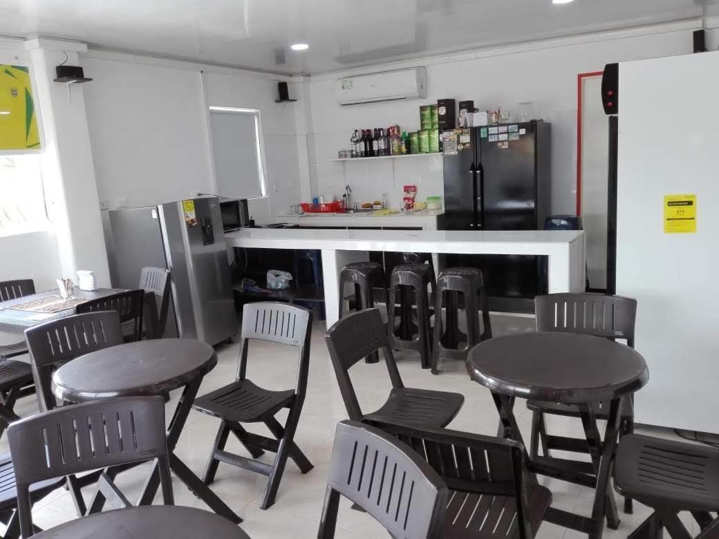 Victoria'S Gennie Bay Village Hostal San Andrés Extérieur photo