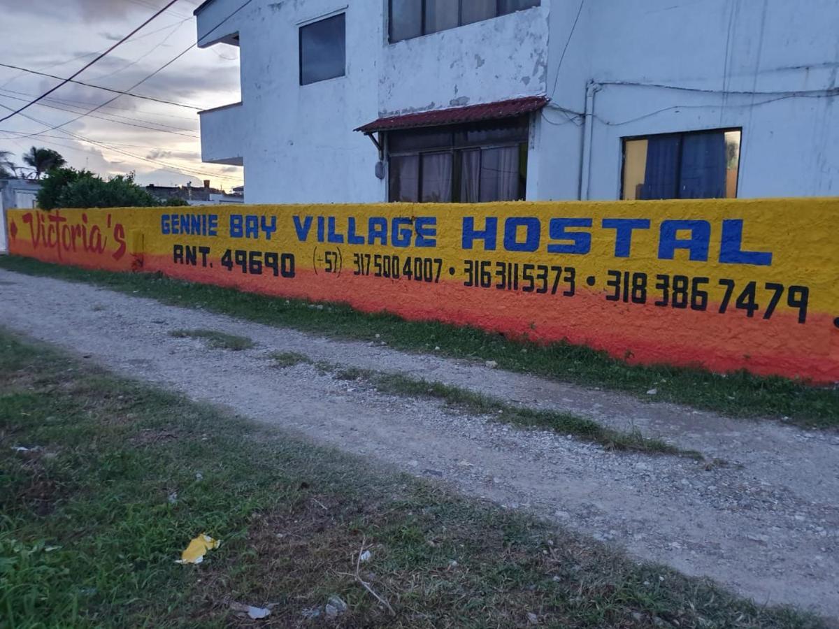 Victoria'S Gennie Bay Village Hostal San Andrés Extérieur photo